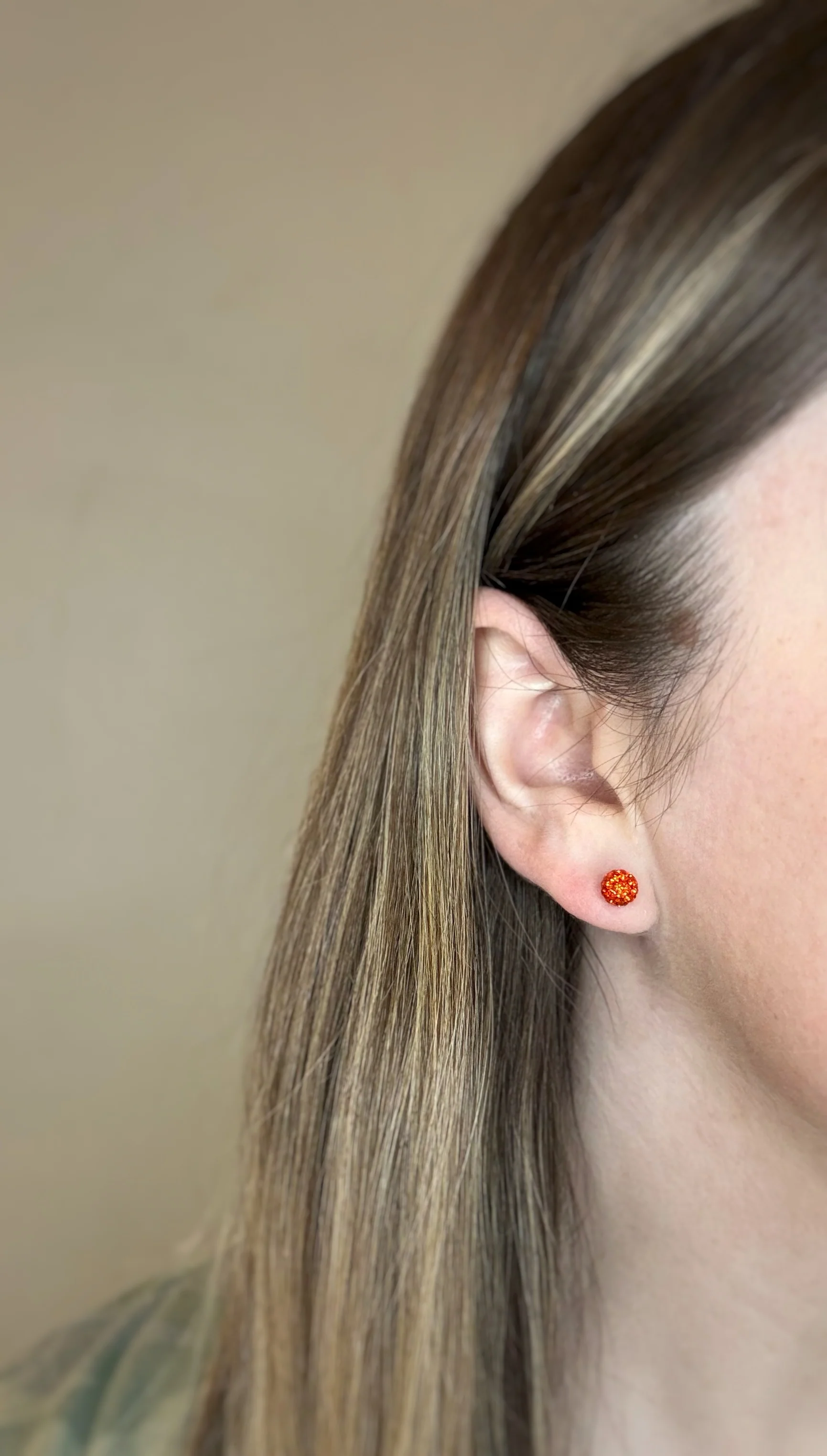 Tangerine Shimmer Studs - Image 4
